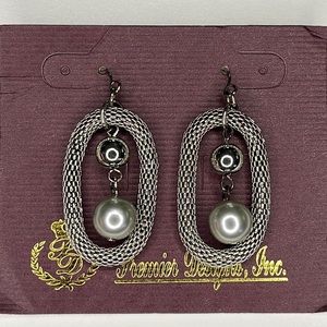Premier Designs Jewelry silver and pearl wire dangle earrings.